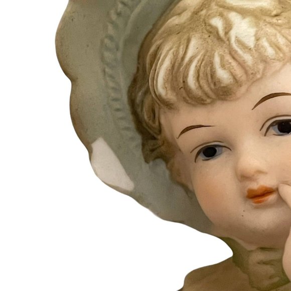 Vintage Pair Bisque Piano Babies Boy Girl Wearing Hats Figurines 4 1/2" x 2" - Picture 6 of 16